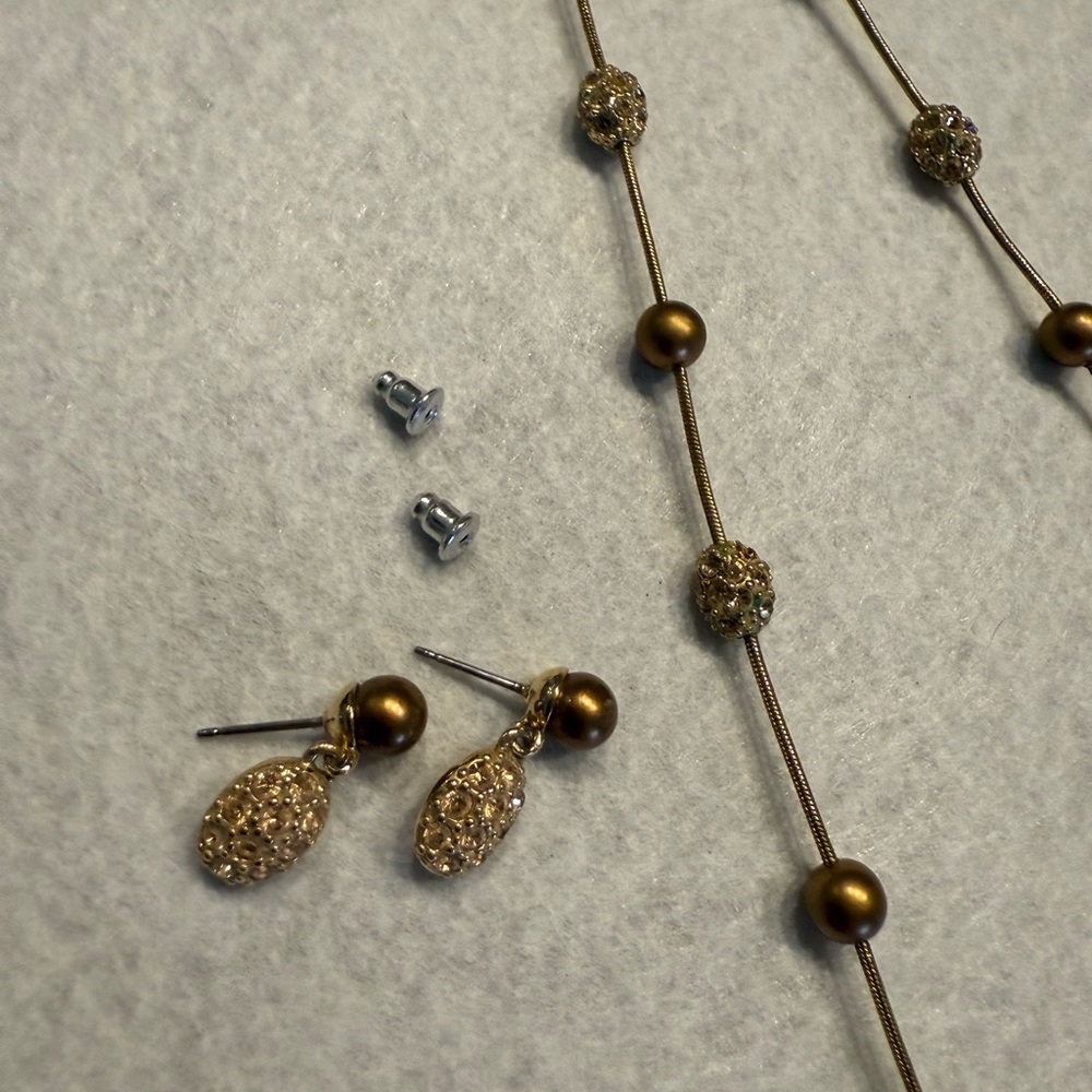 Elegant Gold and Brown Beaded Necklace and Earring Set - Picture 4 of 5